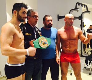 Avni Yildirim boxt gegen George Beroshvili 