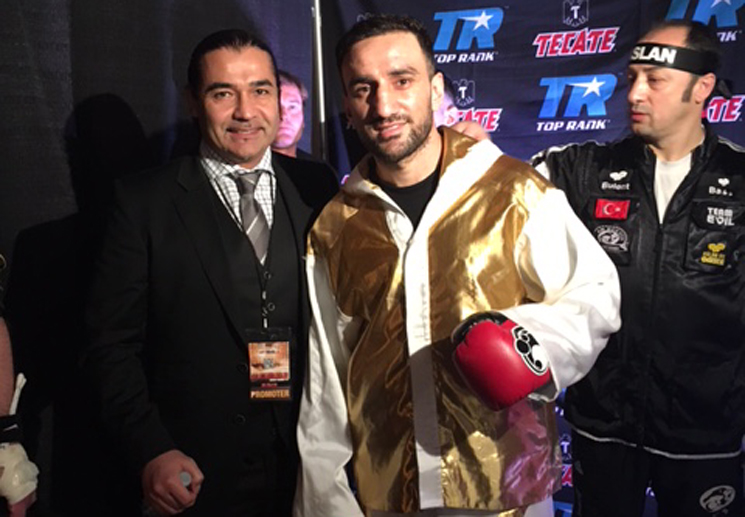 Erol Ceylan, Karo Murat und Bülent Baser / Foto: EC Boxing