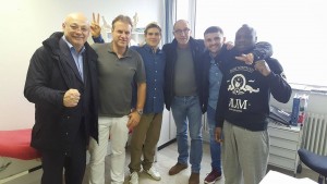 Valentin Silaghi, Team Arzt Dr. Markus Schweitzer, Vincent Feigenbutz, Markus Bott, Arijan Sherifi und Moise Lohombo (Foto: privat)