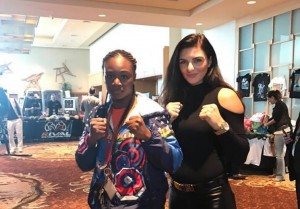 Claressa Shields und Christina Hammer 2016 auf der WBC Convention / Foto: Harald Pia