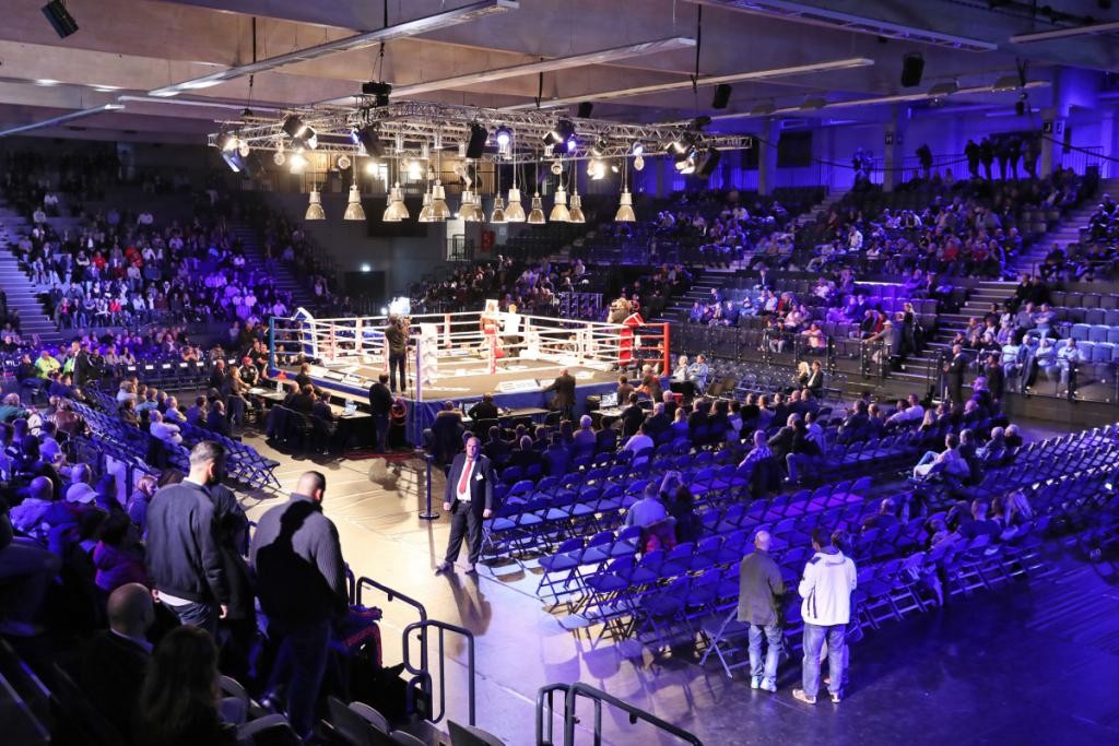 Friday Night Boxing Foto Halle