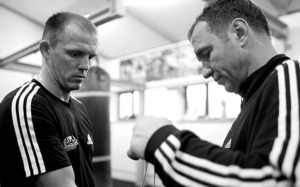 Trainer Michael Timm (rechts) glaubt an den Turniersieg in der World Boxing Super Series von Jürgen Brähmer.