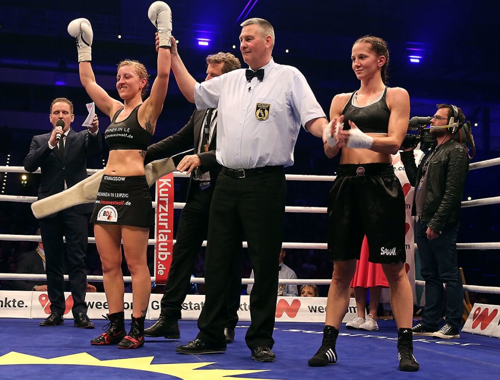 Sandra Atanassow nach ihrem Sieg gegen Gabriela Busa / Foto: Matthias Fäller