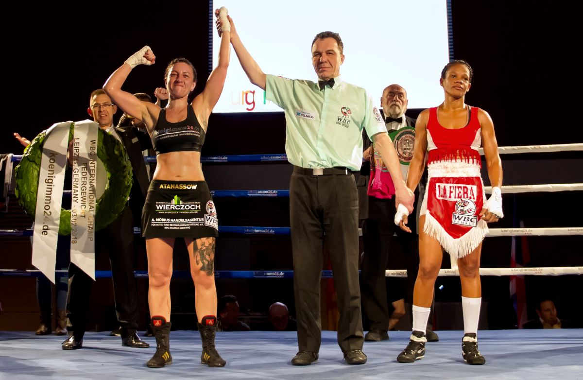 Sandra Atanassow siegt im Kampf um den WBC International-Titel gegen Liliana Martinez
